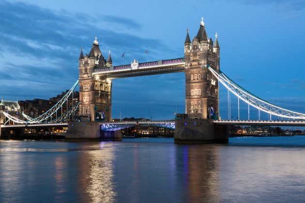 gražus tiltas: Tauerio tiltas, Londonas