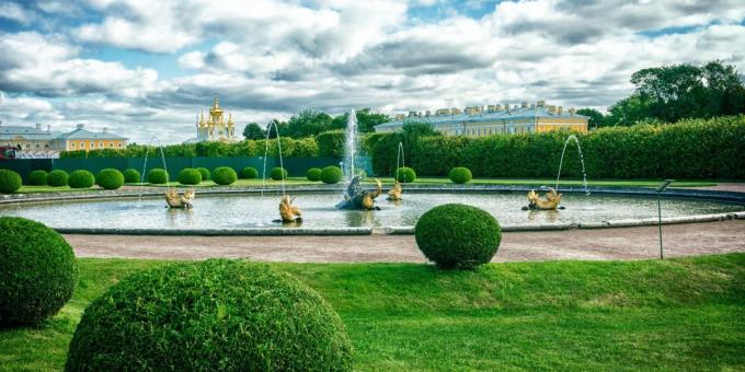 Gražios vietos Rusijoje. Peterhof