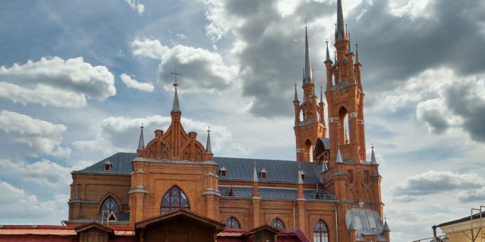 Ką pamatyti Samaroje: lenkų bažnyčia