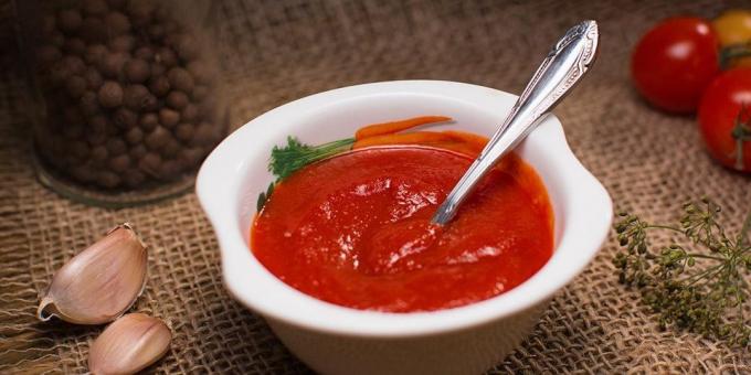 Naminis pomidorų padažas su paprika