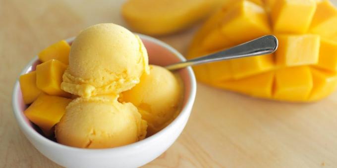 Kaip virėjas jogurto ledai su mangų