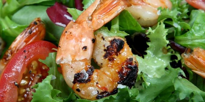 Kaip virėjas Krevečių salotos su krevetėmis, pupelės ir Italijos žolelių