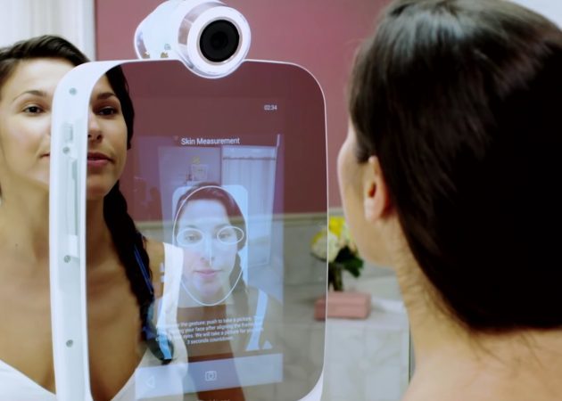 HiMirror veidrodis jums pasakys, kaip atsikratyti odos problemų