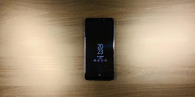 "Samsung" Galaxy A9: Visada ekrane