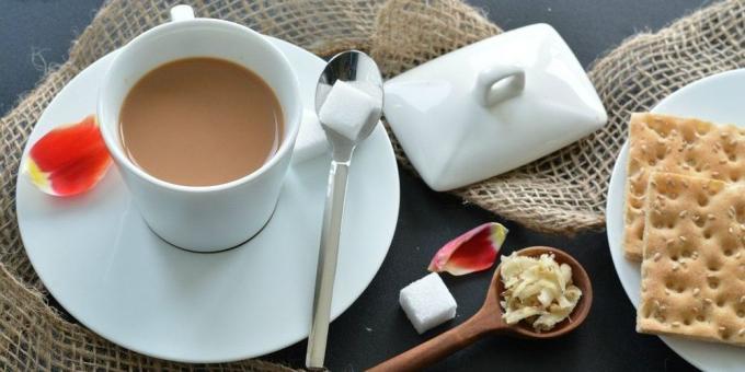 Imbieras receptai: Ginger pieno arbata