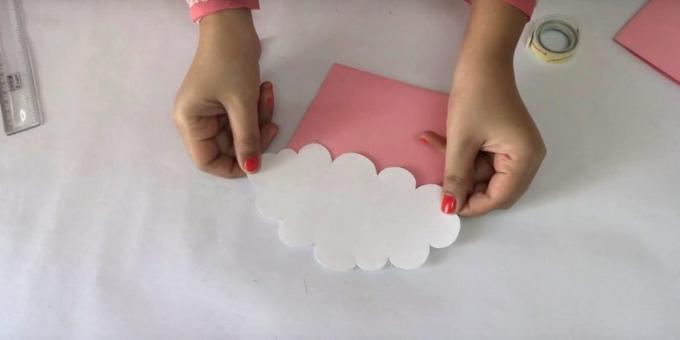 Gimimo diena kortelė su savo rankas: klijai debesis