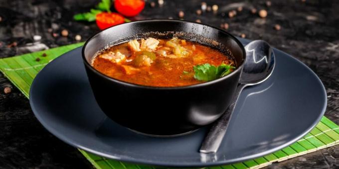 Pomidorų sriuba su upėtakiu