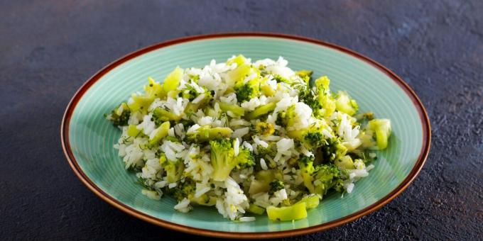 Ryžiai su brokoliais ir paprika