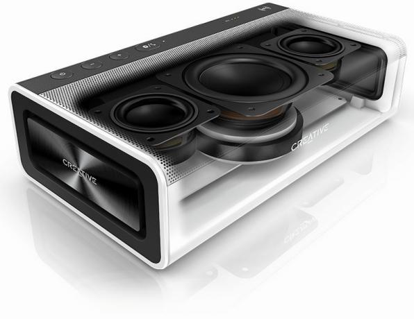 Iš Creative Sound Blaster Roar 2 vidų 