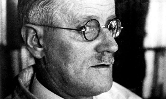 Jamesas Joyce'as, Airijos rašytojas ir poetas