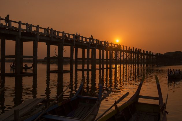 gražūs tiltai: ü Bein tiltas, Mianmaras