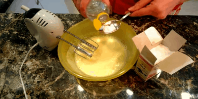Kas gali pakeisti kiaušinius soda ir kepimo milteliai be