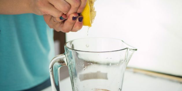 Vyšnių limonadas: išspauskite citrusinių vaisių sultis