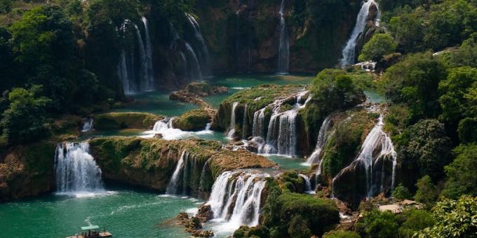 Azijos teritorija sąmoningai traukia turistus: Detiano-Bandzioko kriokliai krioklys, Vietnamas, Kinija