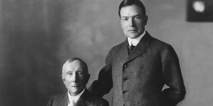 John D. Rockefeller ir jo sūnus Jonas
