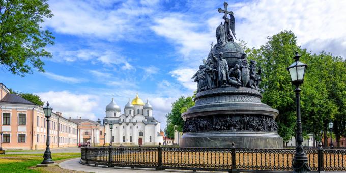Veliky Novgorod lankytinos vietos: paminklas Rusijos tūkstantmečiui