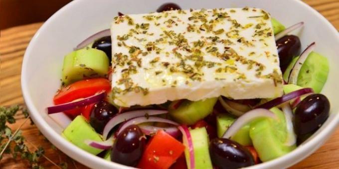 Klasikinis Graikiškos salotos - receptas
