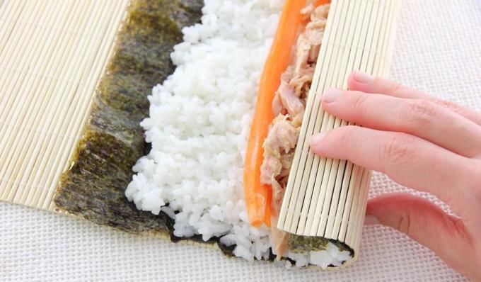 Kaip paruošti suši: Hosomaki ir Futomaki