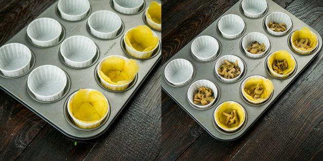 Kiaušinių bandelės: Į bandelių formeles sudėkite bulvių įdarą