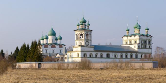 Apžvalga Veliky Novgorod: Nikolo-Vyazhishsky vienuolynas