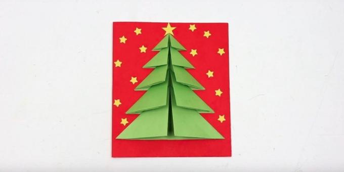 Kalėdų kortelė su eglute ant tūrio gaubto