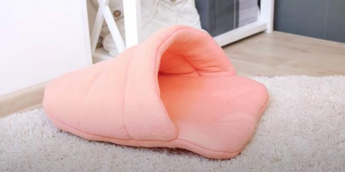 Kaip siūti šlepetės formos audinio lovą katei