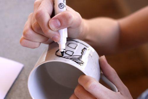 kaip padaryti puodelis su užrašu