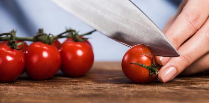 Produktai odos: pomidorai