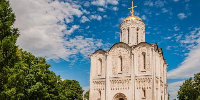 Kokias Vladimiro lankytinas vietas pamatyti: Dmitrijevskio katedra