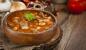 Pomidorų sriuba su pupelėmis, kiauliena, bulvėmis ir kopūstais