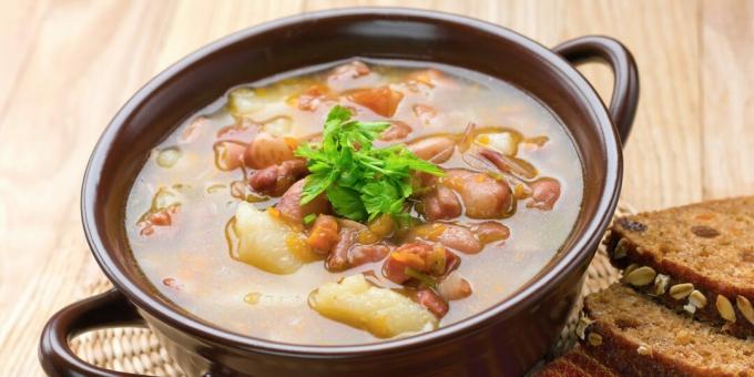 Pupelių sriuba su kiauliena: paprastas receptas