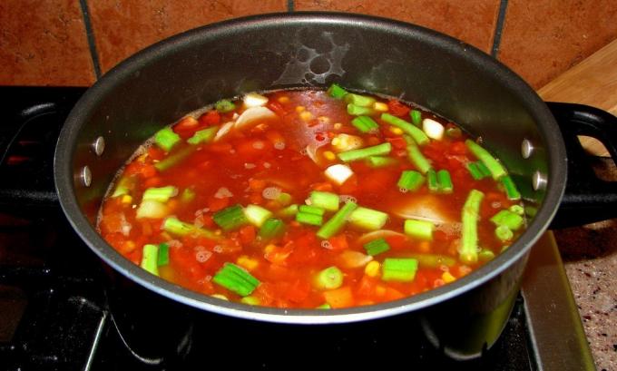 Pridėti daržovių sriuba