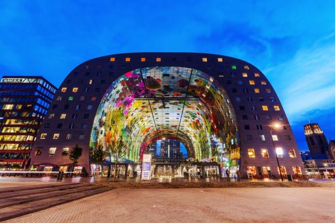Europos architektūros: Markthal į Roterdamo Blaak rinkoje