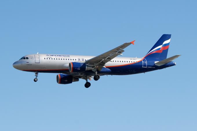"Airbus A320" Aeroflot ""