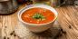 Pomidorų sriuba su vištienos kepenėlėmis ir čiobreliais