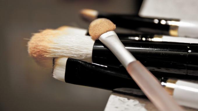 Kaip sutaupyti kosmetika: Skaityti grožio Bloggers