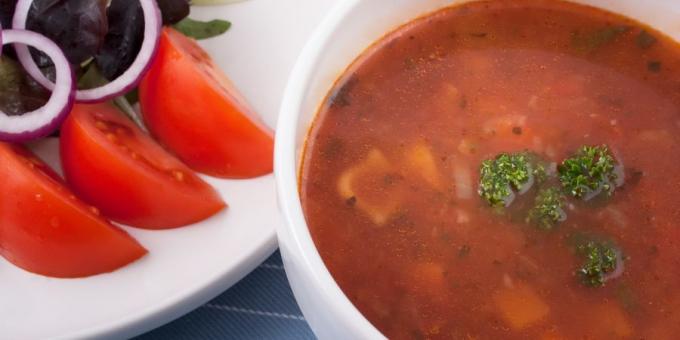 augaliniai sriubos: pomidorų sriuba su pipirų
