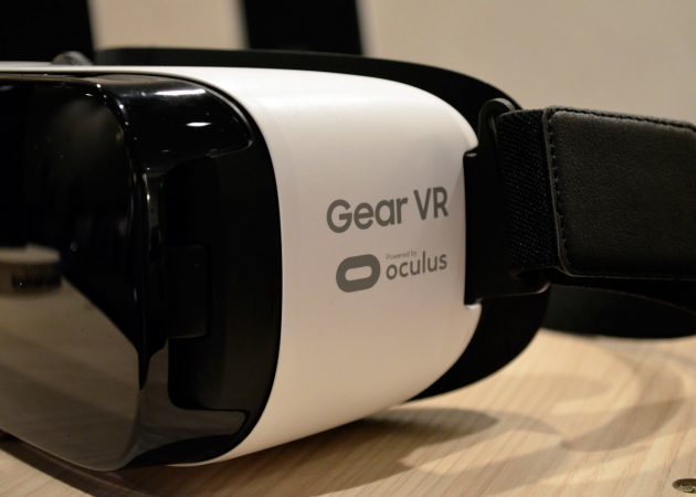 VR-dalykėliai: "Samsung Gear VR