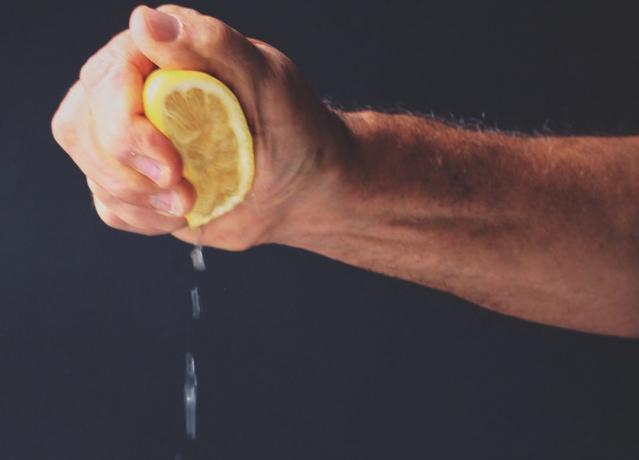 ne pakeisti druską: citrinos sultys