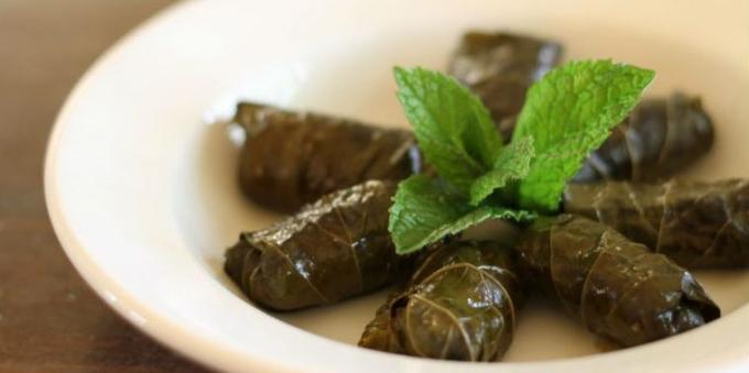 Vegetariškas Dolma su ryžiais ir nutų